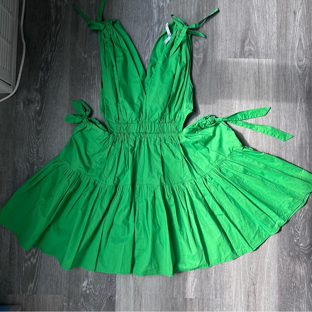 Vibrant Green Tie-Strap Ruffle Mini Dress – Size S